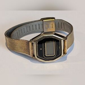 Vintage Casio Casiotron 26CGL-20 Digital Watch Japan Retro Ladies Watch!